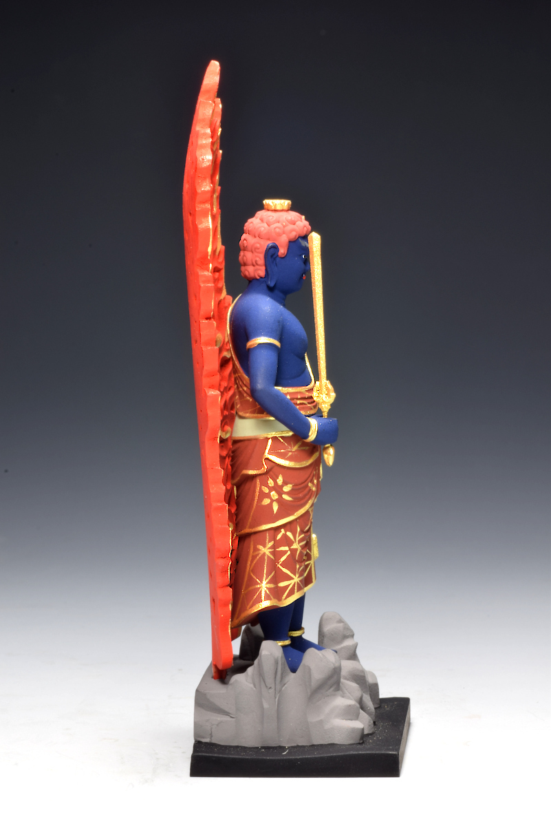 柘植彩色切金不動明王　炎の背景付き 約23.5cm 柘植彩色切金不動明王 炎の背景付き 約23.5cm 柘植彩色切金不動